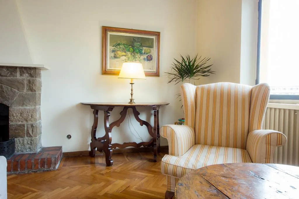 Ponte Vecchio Sunshine Apartment Florence
