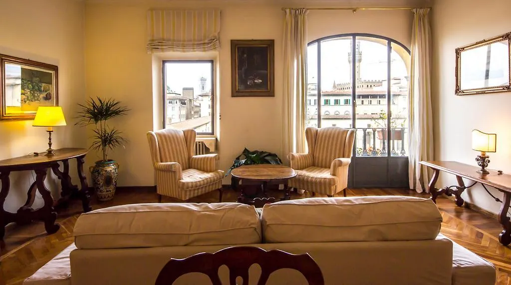 Ponte Vecchio Sunshine Apartment Florence Italy